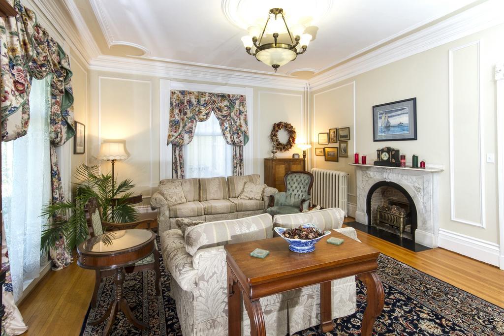 Homeport Historic B&B Saint John Esterno foto