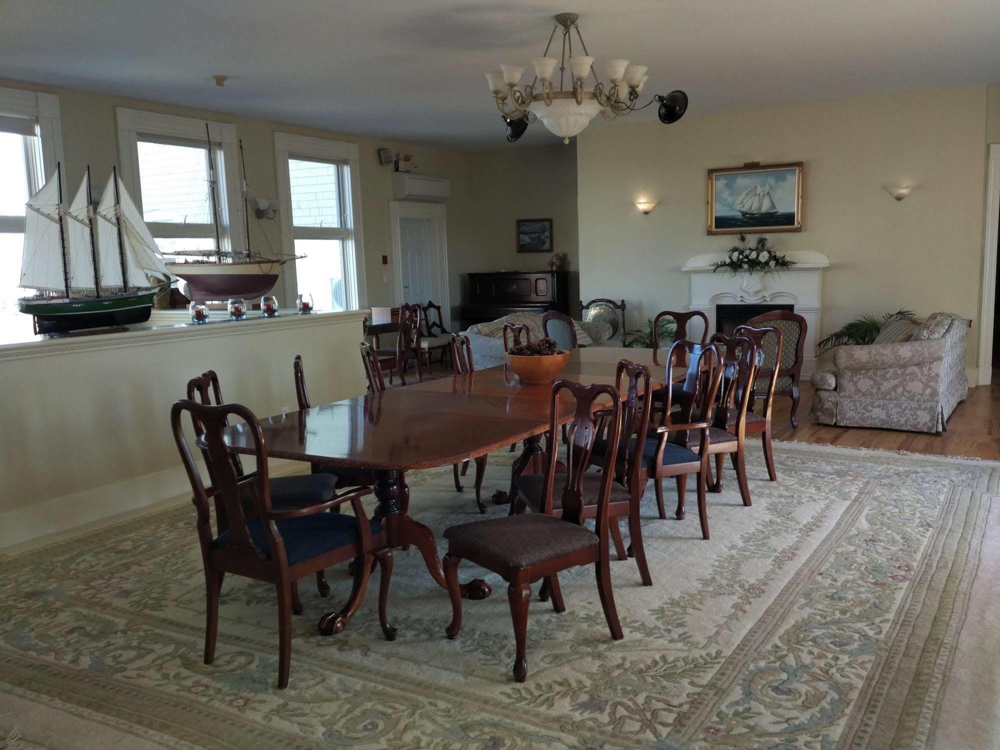 Homeport Historic B&B Saint John Esterno foto
